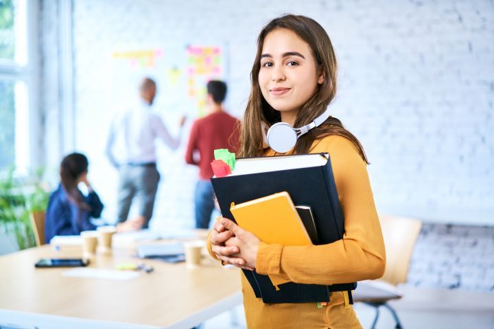 Cursos técnicos na prática: descubra as oportunidades desta área de ensino