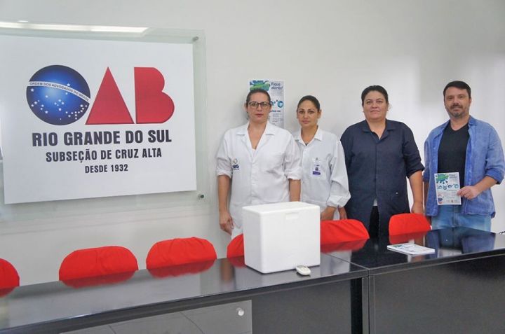 Estudantes do curso Técnico em Enfermagem participam de vacinação de idosos em Cruz Alta/RS 