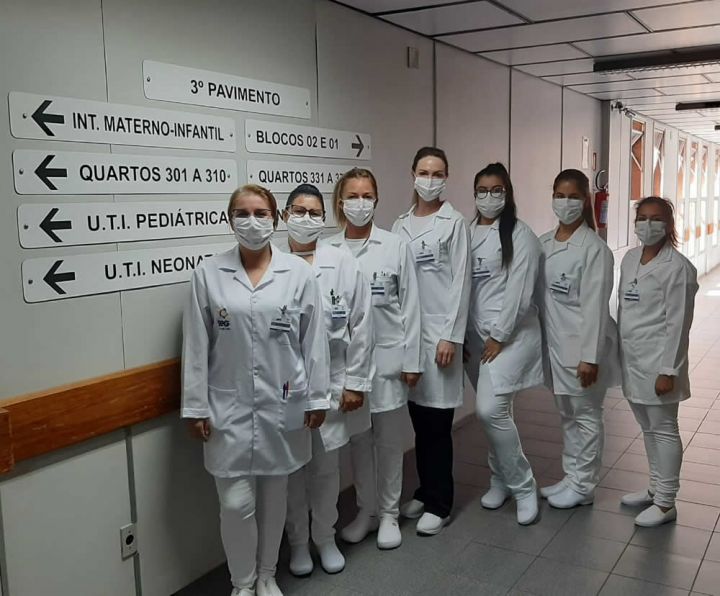 Alunas do curso Técnico em Enfermagem realizam estágio em hospital de Ijuí/RS 