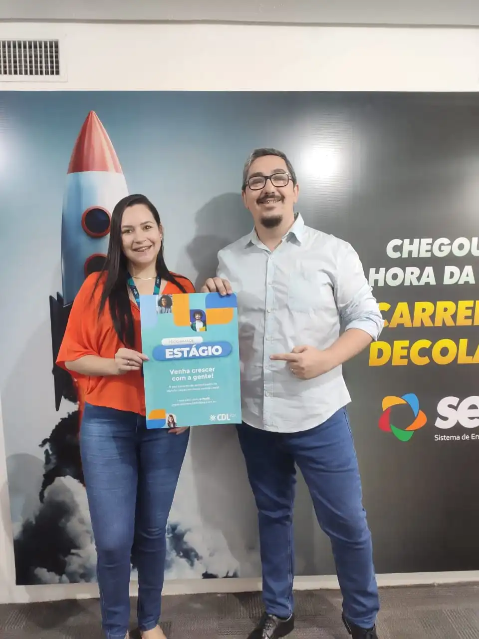 Técnico de Administração e Contabilidade do SEG Porto Alegre recebe CDL para divulgação de programa 