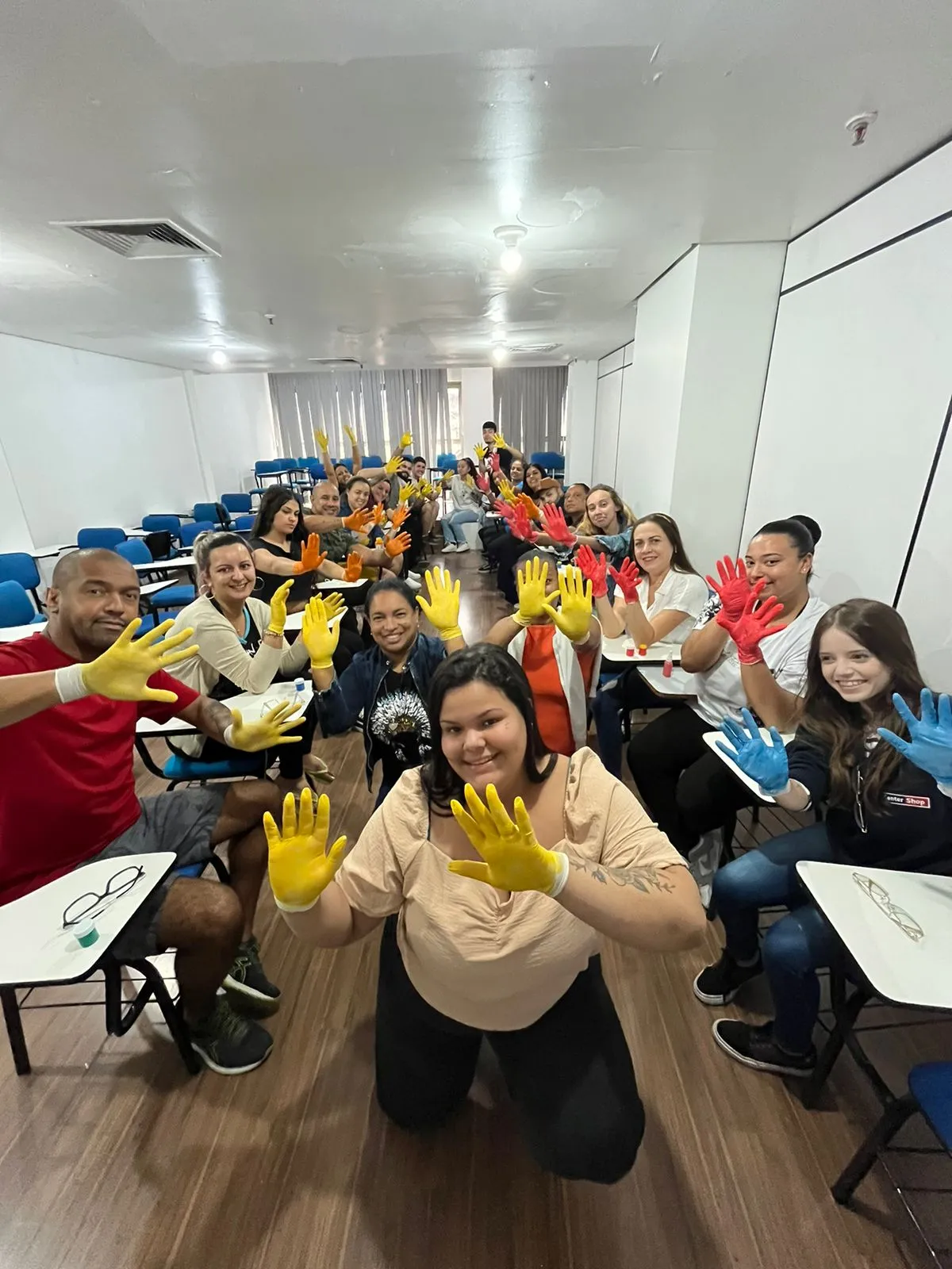 Alunos da Escola SEG de Porto Alegre Aprendem Sobre a Importância da Lavagem de Mãos 