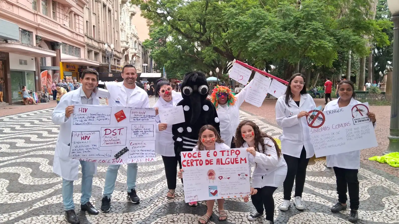 Estudantes do Técnico em Enfermagem realizam atividade para promover a saúde coletiva 