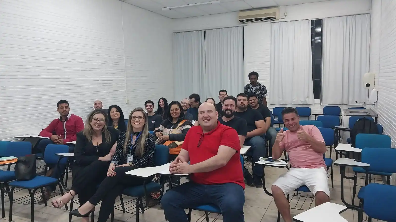 Estudantes de Transações Imobiliárias participam de palestra em Santa Maria