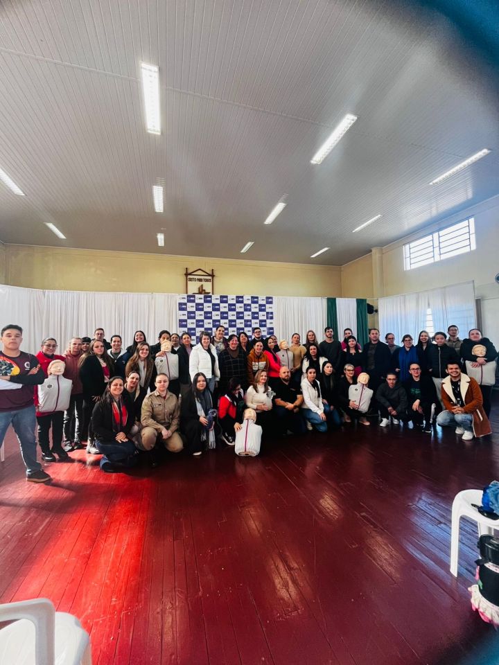 Semana Interdisciplinar movimenta Escola SEG de Santa Rosa com troca de experiências práticas