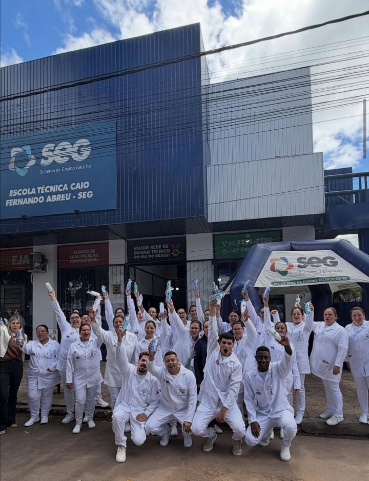 Alunos do curso Técnico em Enfermagem do SEG Santiago avançam rumo ao estágio
