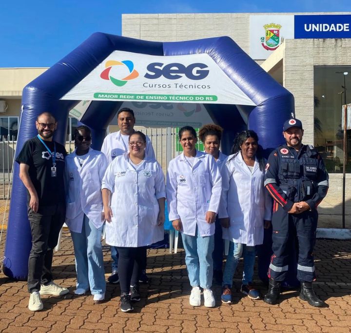 Estudantes do SEG de Passo Fundo participam de feira de saúde em Coxilha